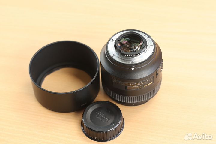 Объектив nikon