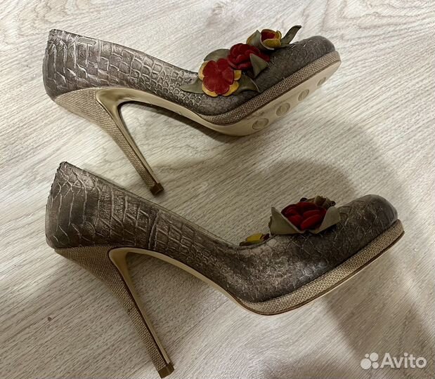 Женские туфли loriblu 38