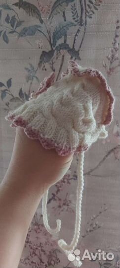 Вязаная шапочка для новорожденных