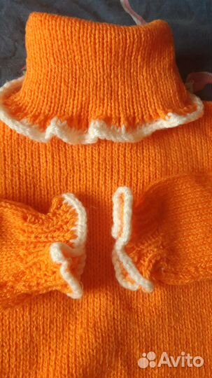 Свитер шерстяной