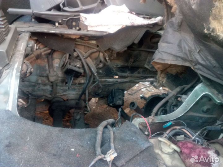 Mltsubishi delika в разбор