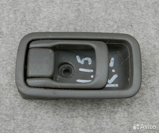 Ручка двери левой внутренняя Almera N15