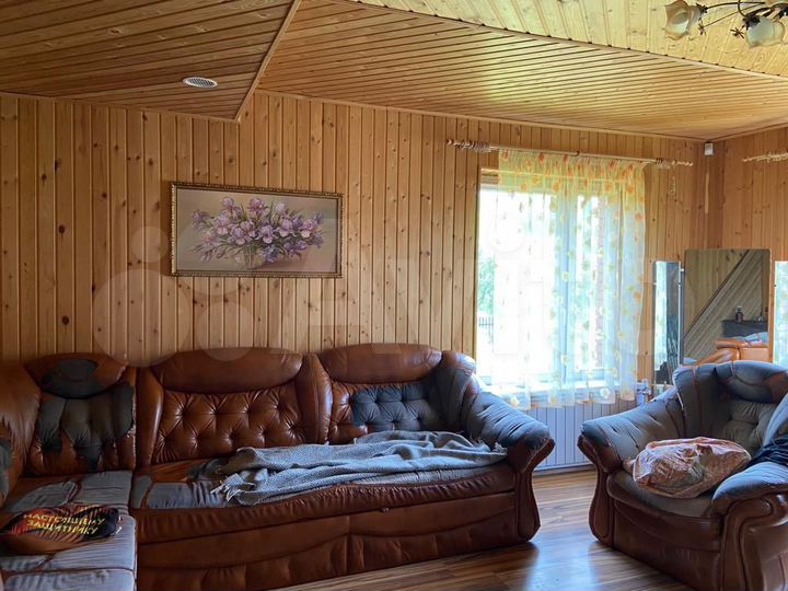 Дача 230 м² на участке 8 сот.