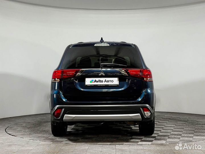 Mitsubishi Outlander 2.0 CVT, 2018, 104 520 км