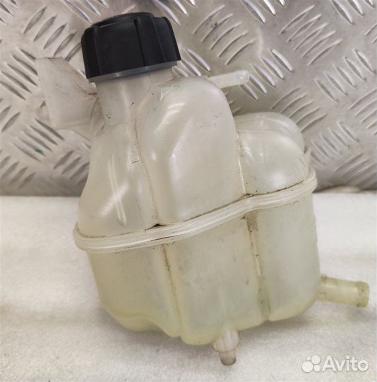 Бачок расширительный Nissan Note E Power HE12