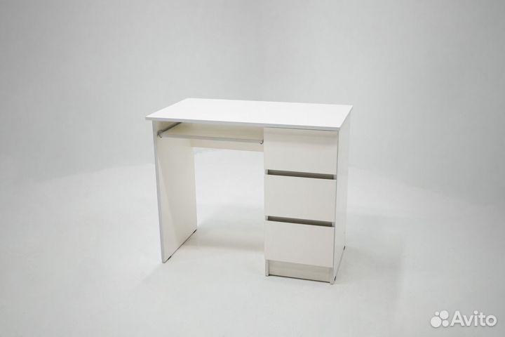 Стол письменный Охта 900 правый (белый)