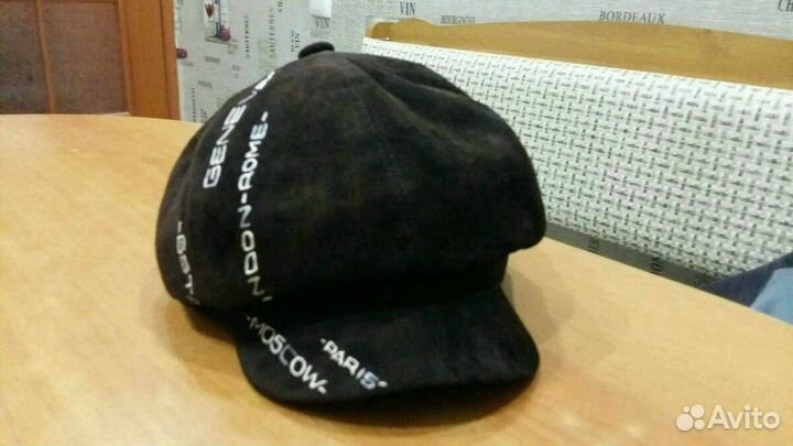 Женская кепка