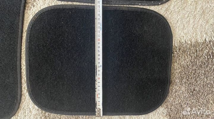 Автомобильные коврики(ворс) и щетка Valeo