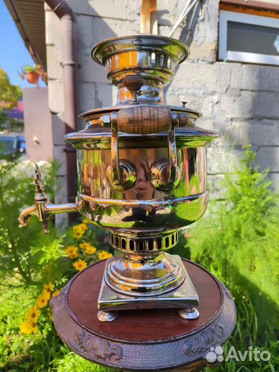 Самовар старинный на дровах. Салищев