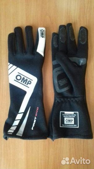 Перчатки для автоспорта FIA