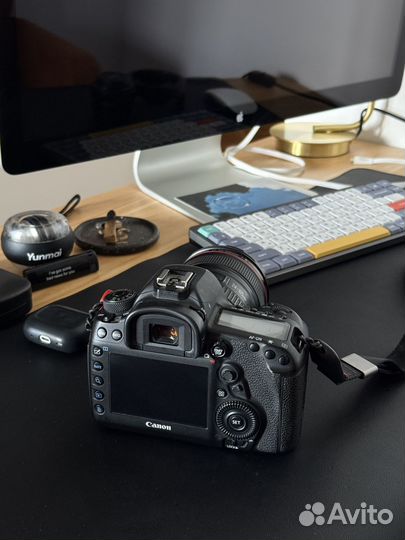 Canon eos 5D mark iv body