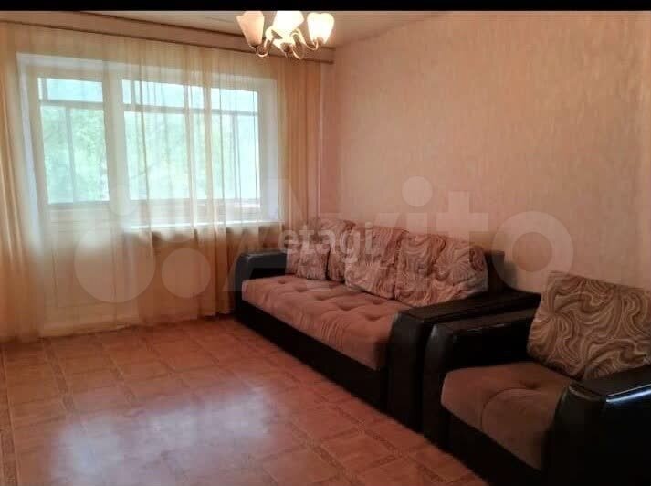 2-к. квартира, 43 м², 3/5 эт.