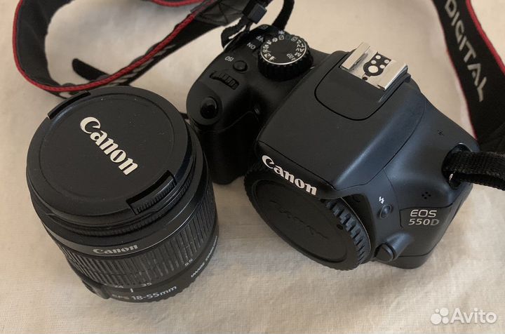 Фотоаппарат Canon EOS 550D kit 18-55mm