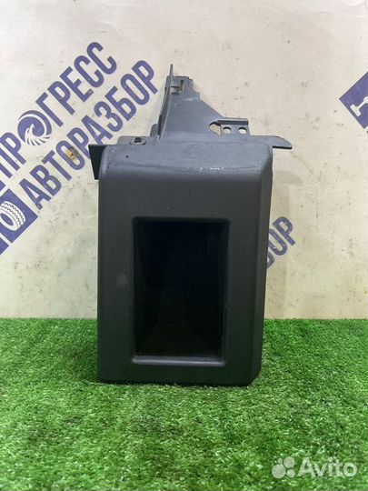 Бардачок правый Land Rover Range Rover Iii