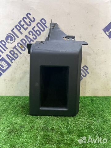 Бардачок правый Land Rover Range Rover Iii