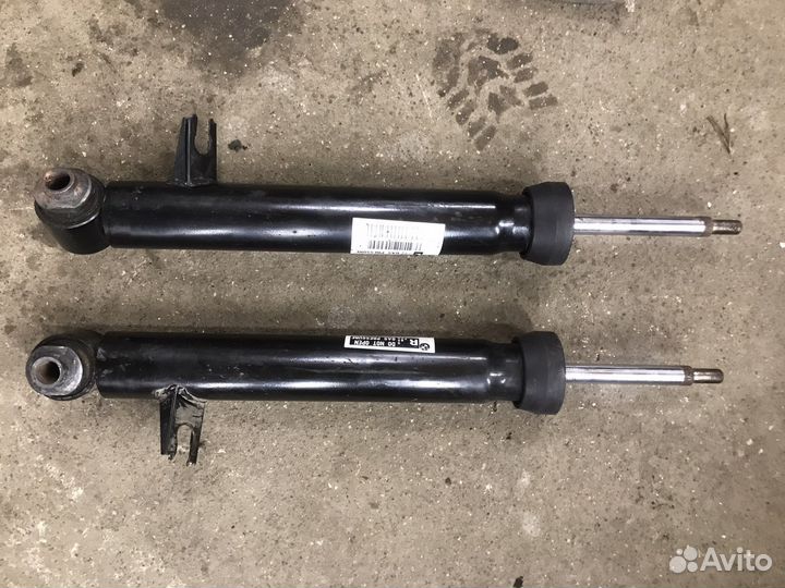 Амортизаторы задние на bmw f15
