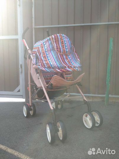 Прогулочная коляска