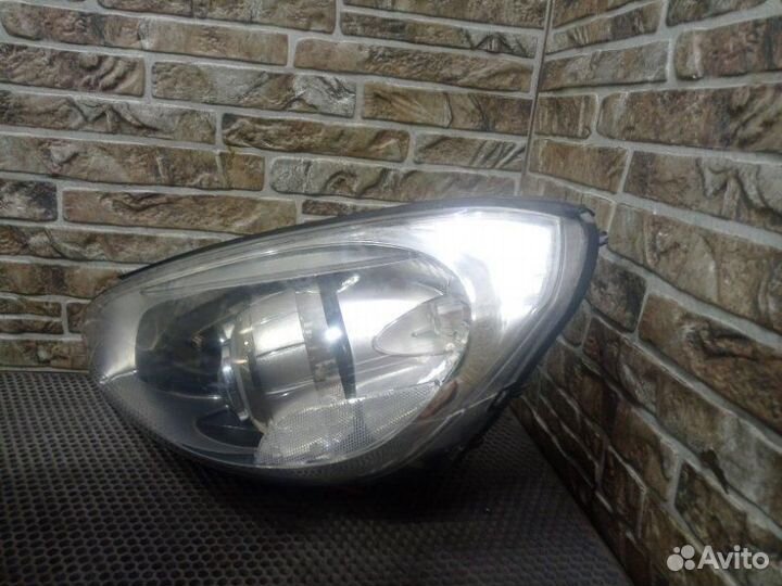 Фара левая Volvo S60