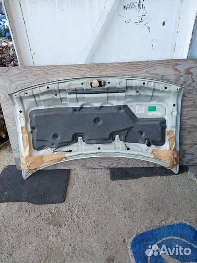 Капот Nssan Cube Z11