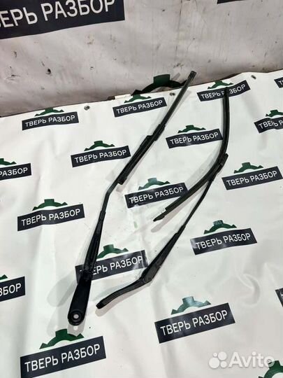 Дворник лобового стекла Volvo V60 FW48 1.6