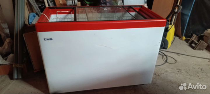 Холодильник бу (морозильная камера)