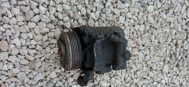 Компрессор кондиционера mitsubishi