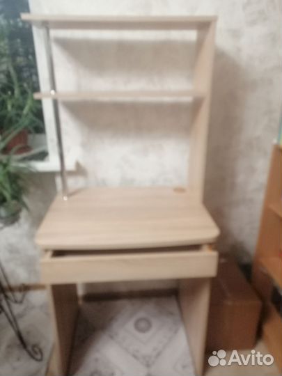 Компьютерный стол новый