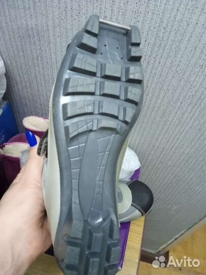 Лыжные ботинки