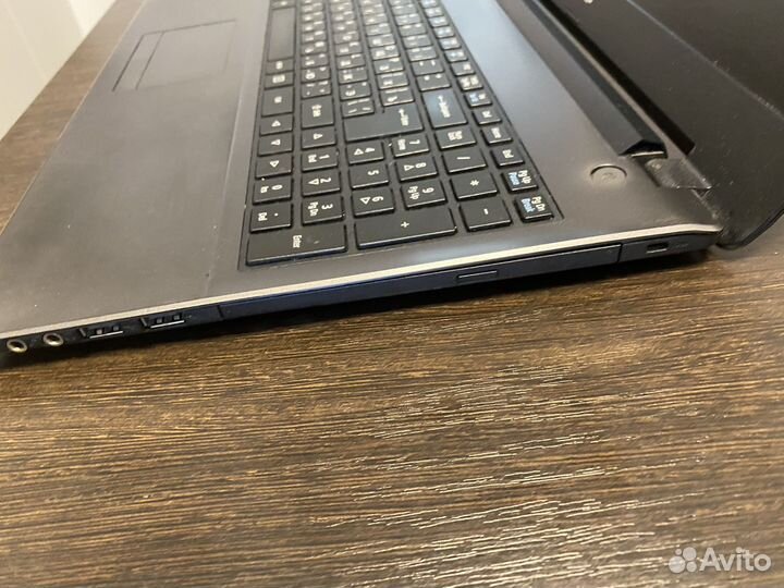 Ноутбук dexp