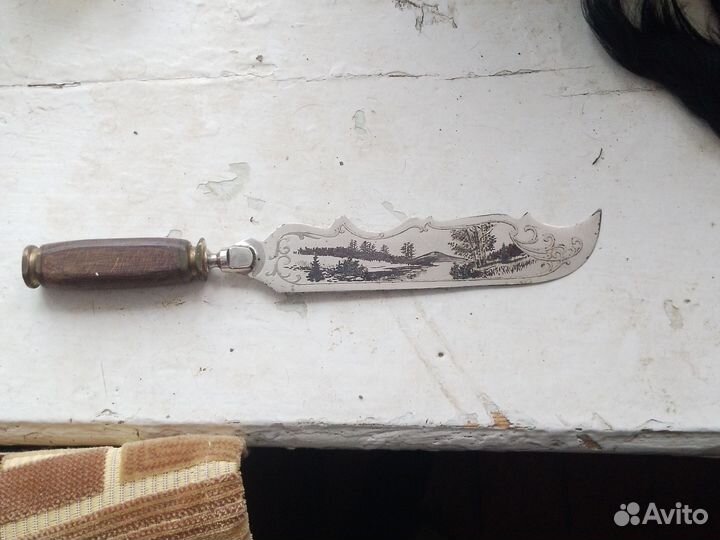 Нож для резки бумаги
