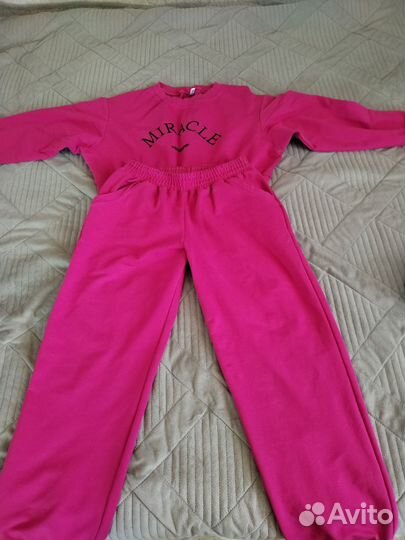 Спортивный костюм женский