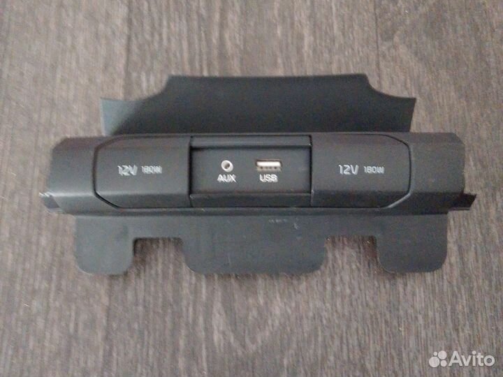Блок панель с USB и AUX для Kia Rio 4/X-lain