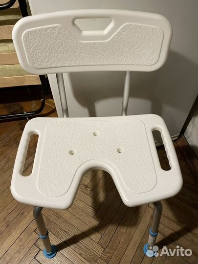 Стул для ванны и душа