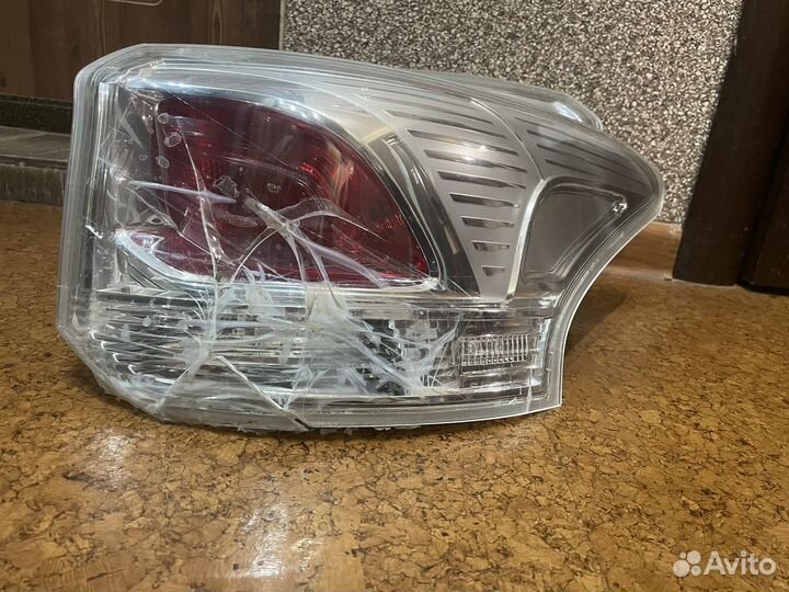 Фары на mitsubishi outlander 3