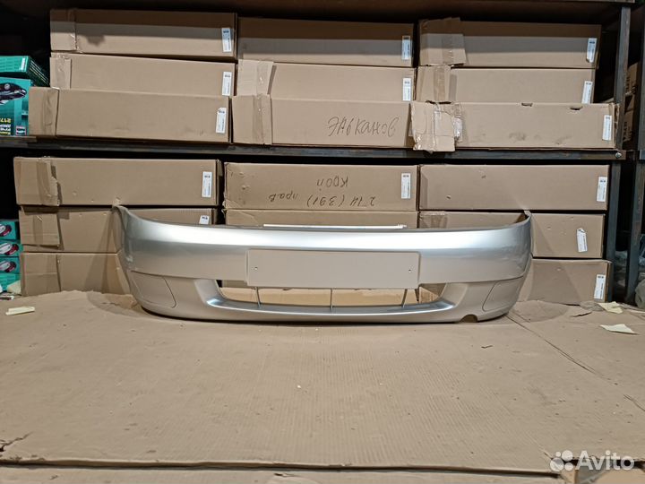 Бампер передний LADA kalina серебристый (платина)