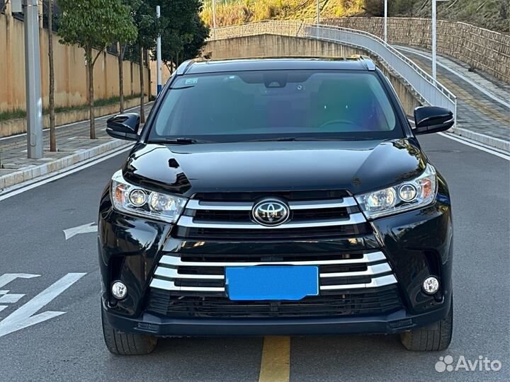 Toyota Highlander 2.0 AT, 2021, 43 000 км