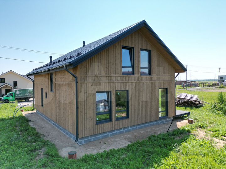 Дом 189 м² на участке 10 сот.