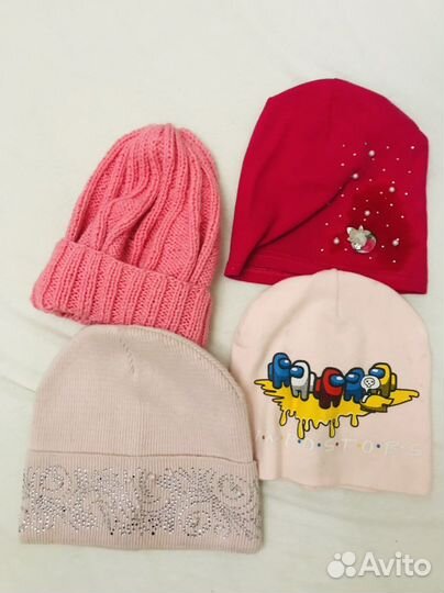 Набор шапок для девочки