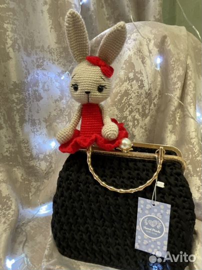 Зайки, вязанние игрушки, набор игрушки