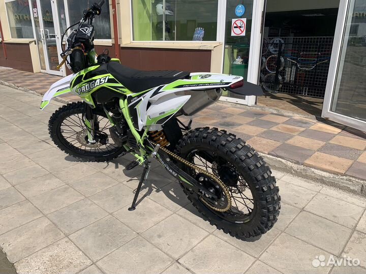 Мотоцикл Progasi Super MAX 250