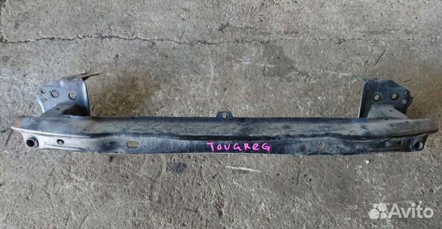 Усилитель бампера передний Volkswagen Touareg GP