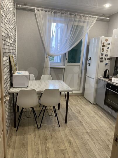 2-к. квартира, 57 м², 9/10 эт.