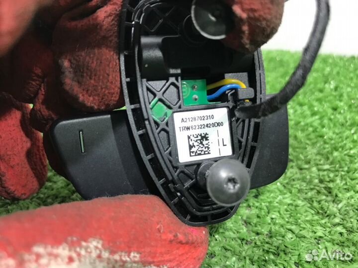 Кнопка руля левая Mercedes-Benz E-350 W212 272980
