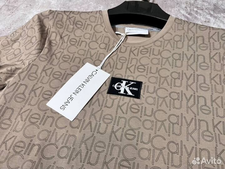 Футболки Calvin Klein