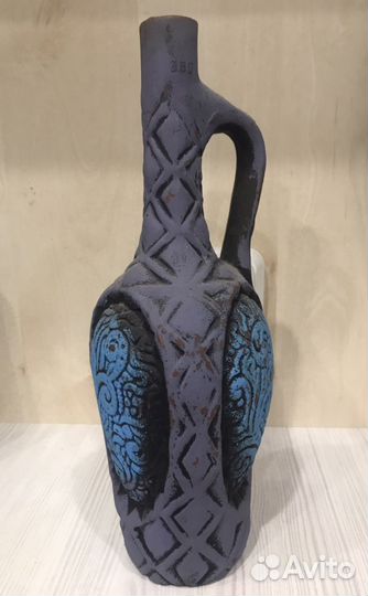 Глиняный кувшин