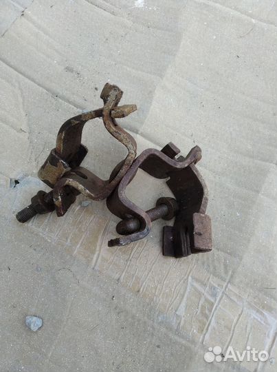 Хомуты для строительных лесов