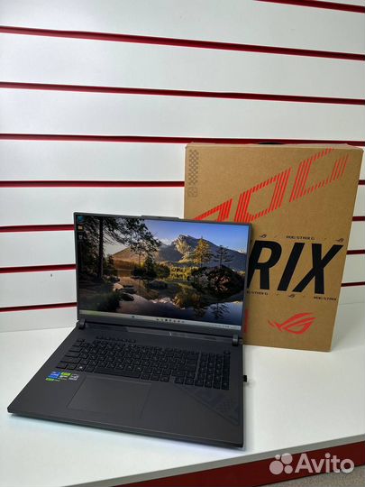 Игровой Ноутбук Asus Rog Strix g18 i7-13650HX\RTX