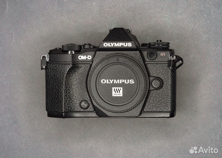 Olympus E-M5 II Black обмен