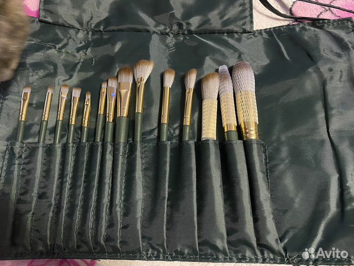 Набор кистей для макияжа