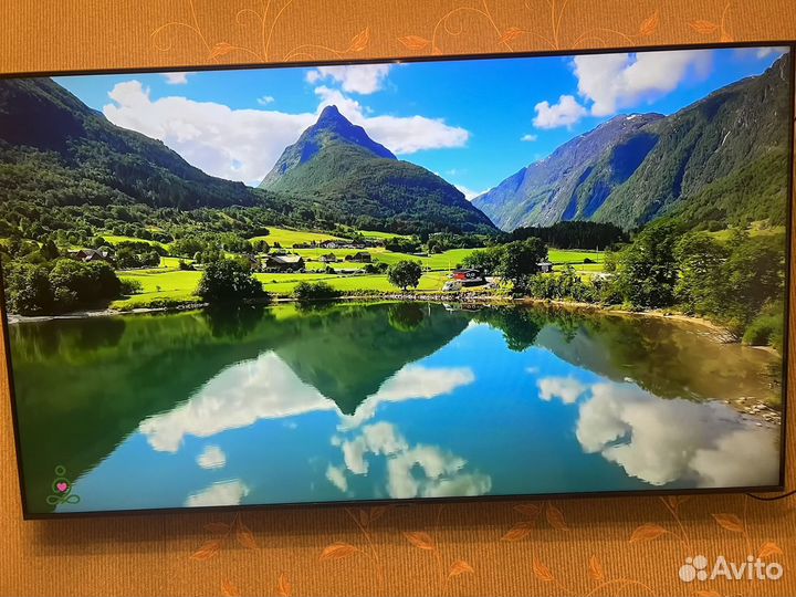 Телевизор LED tv с вайфаем бу